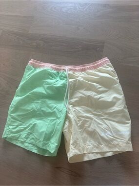 Pacific Sunwear Two-Tone Mint Green & Cream Men's Swim Trunks